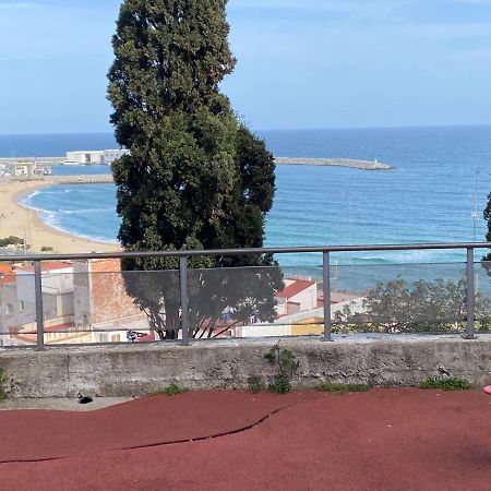 3 Bdrm Apart Near The Sea! Great For Kids! Arenys de Mar Exteriör bild